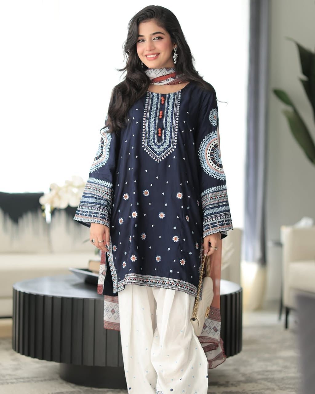 Jazmin Winter Embroidered Elegance