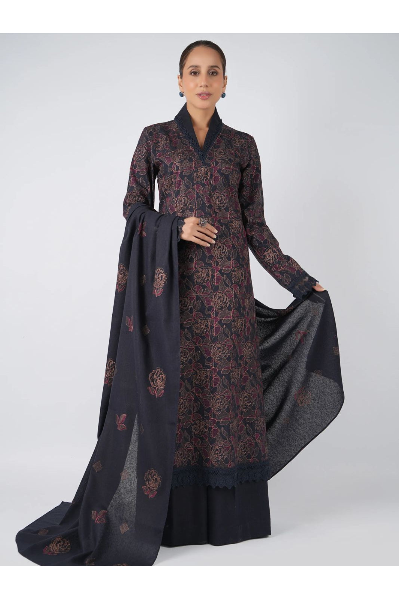 BAREEZE LAWN HEAVY EMBROIDERY 3 PC WITH EMBROIDERED DUAPPTA