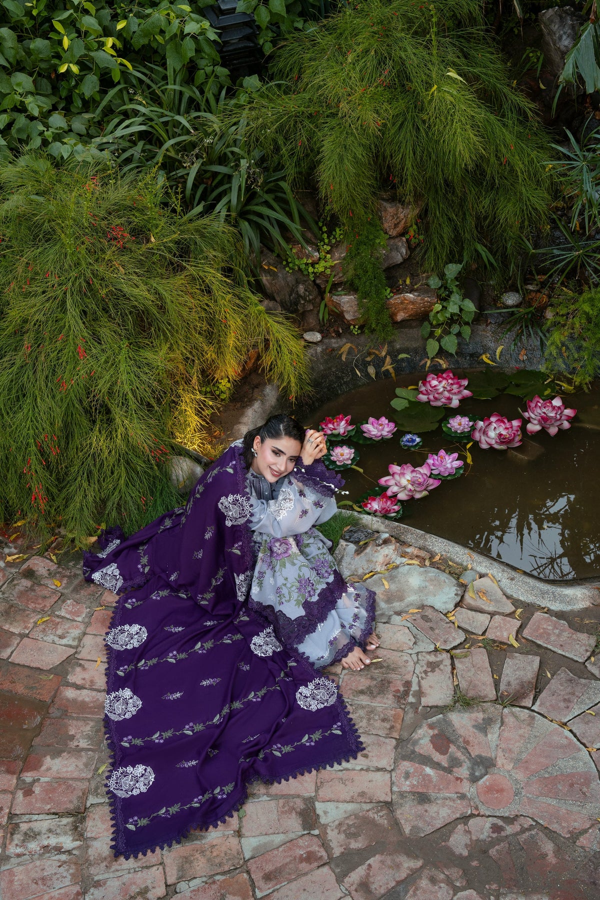 ANEELAS WINTER EMBROIDERED 3 PC SUIT WITH EMBROIDERED SHAWL