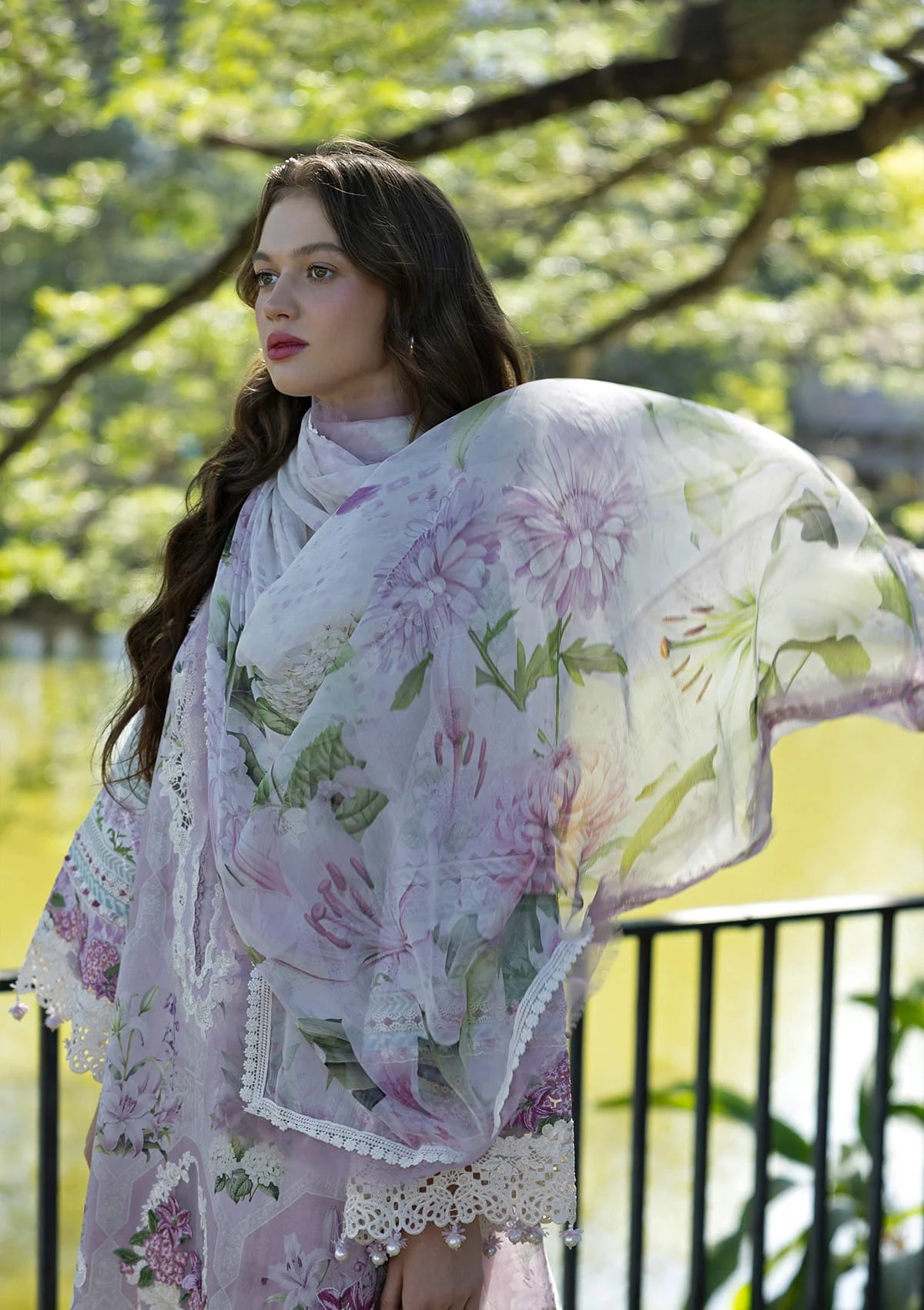 ELAF LAWN EMBROIDERED 3 PC SUIT WITH EMBROIDERED READY DUPATA