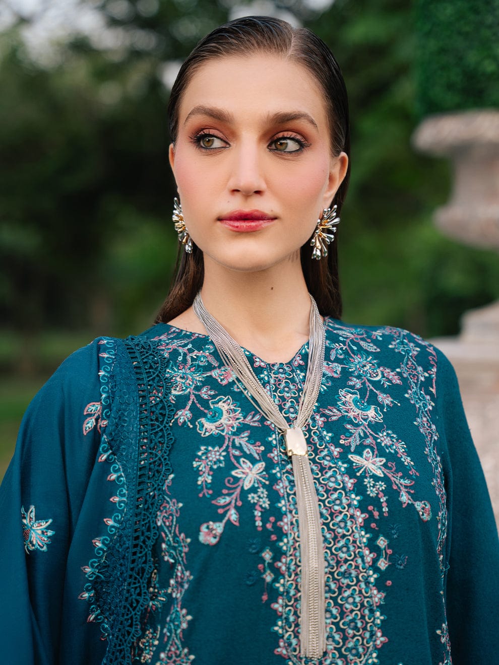 Mahnur Luxury 3 PC Karandi