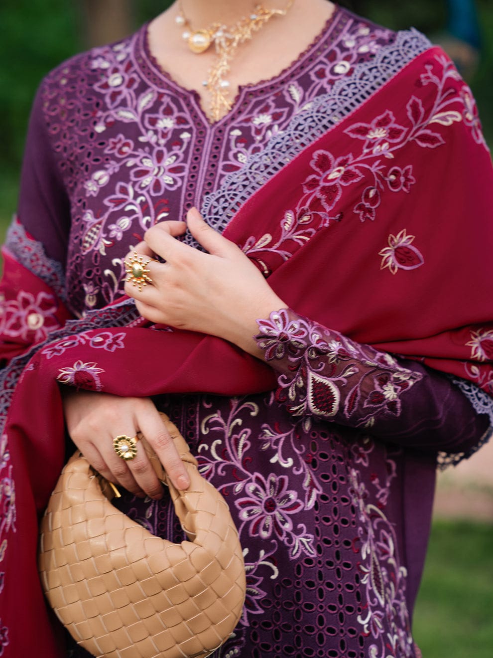 Mahnur Luxury 3 PC Karandi