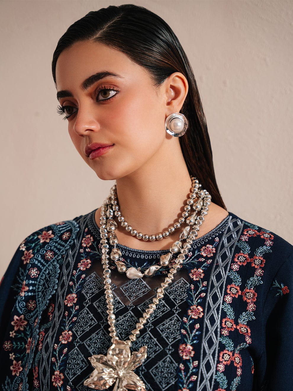 Mahnur Luxury 3 PC Karandi