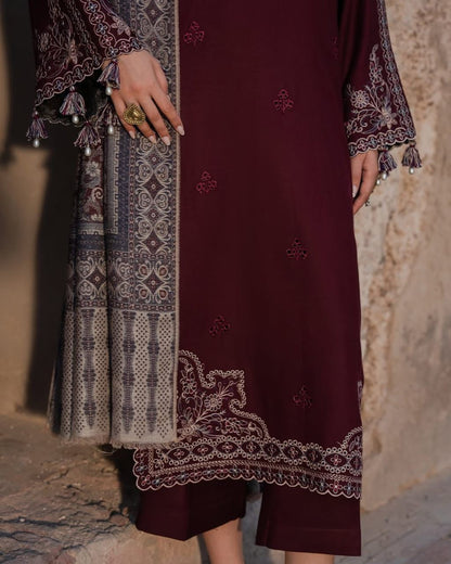 IZEL LAWN DEMANDING EMBROIDERED 3 PC