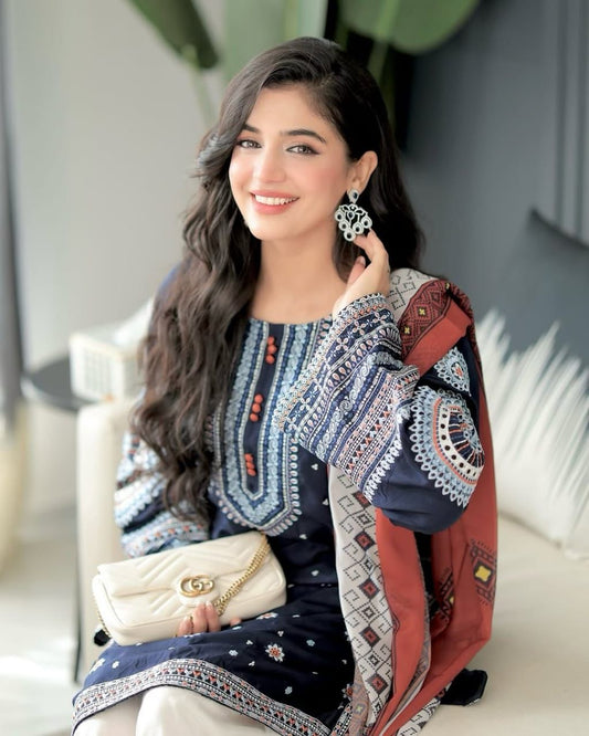 Jazmin Lawn 3pc Embroidered Elegance