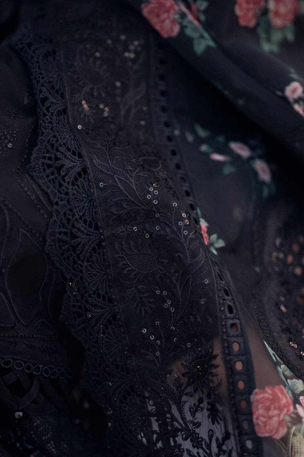 NUREH LAWN EMBROIDERED 3 PC WITH EMBROIDERED DUPATTA