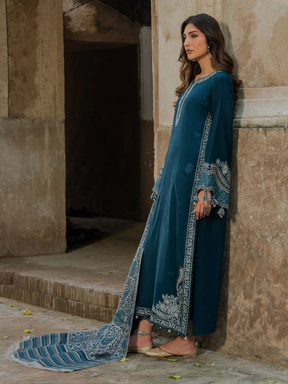 Izel Lawn 3PC Heavy Suit