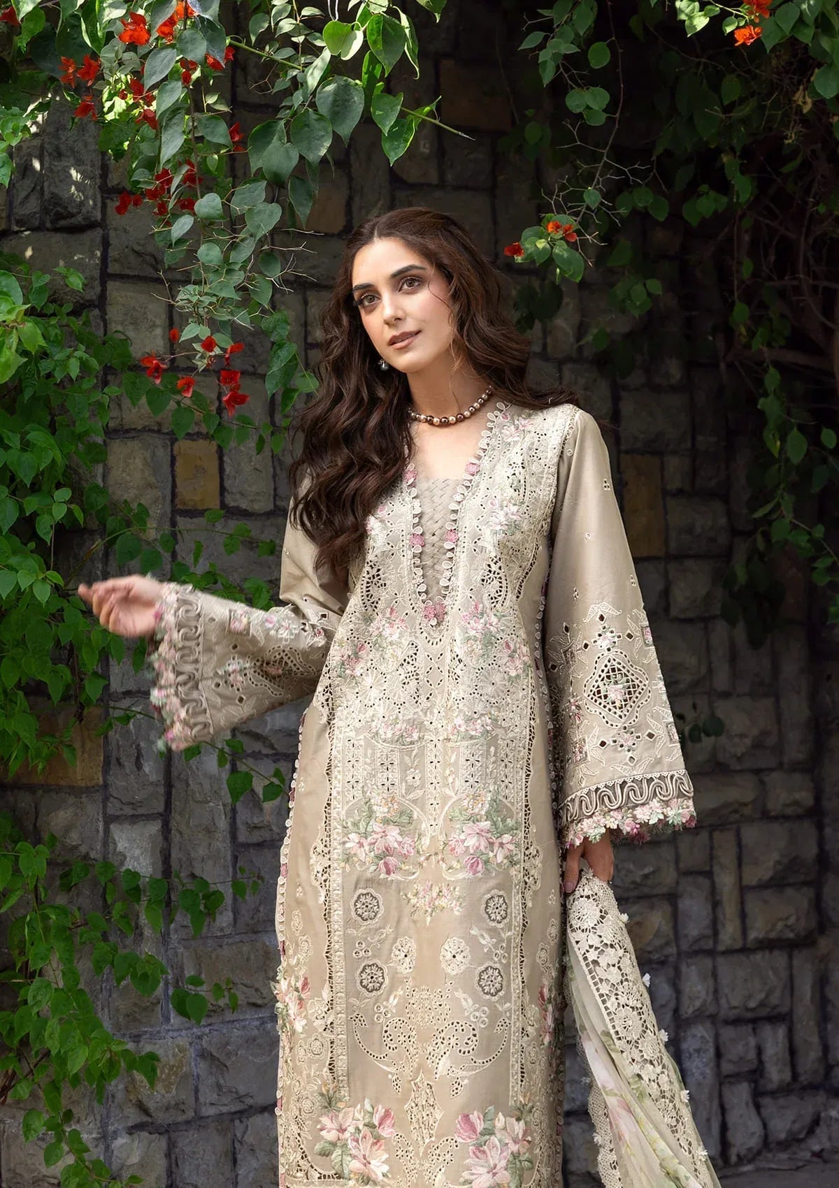 ELAF LUXURY LAWN EMBROIDERED 3 PC WITH EMBROIDERED DUPATTA