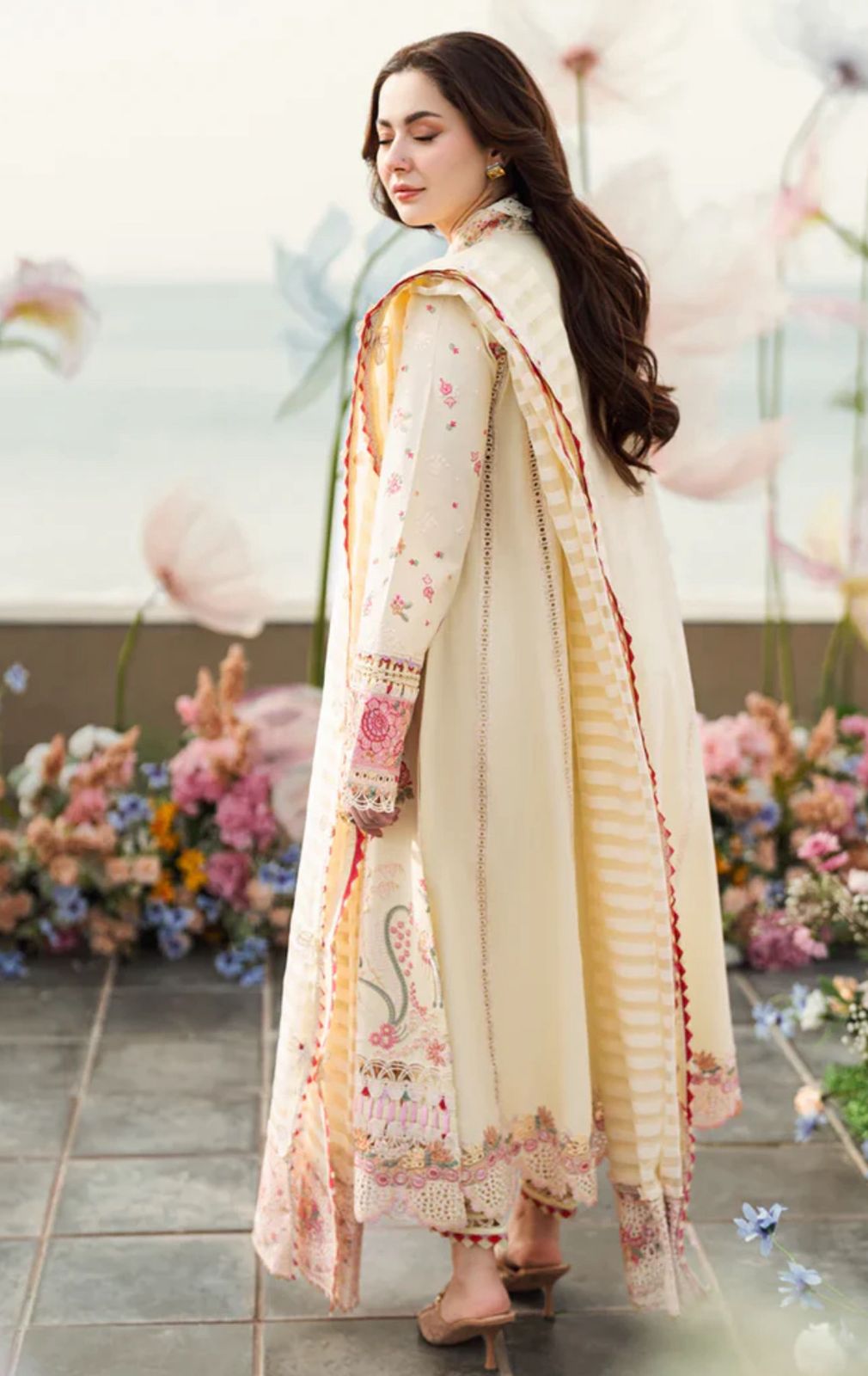 QALAMKAR LUXURY LAWN EMBROIDERED 3 PC WITH EMBROIDERED DUPATTA