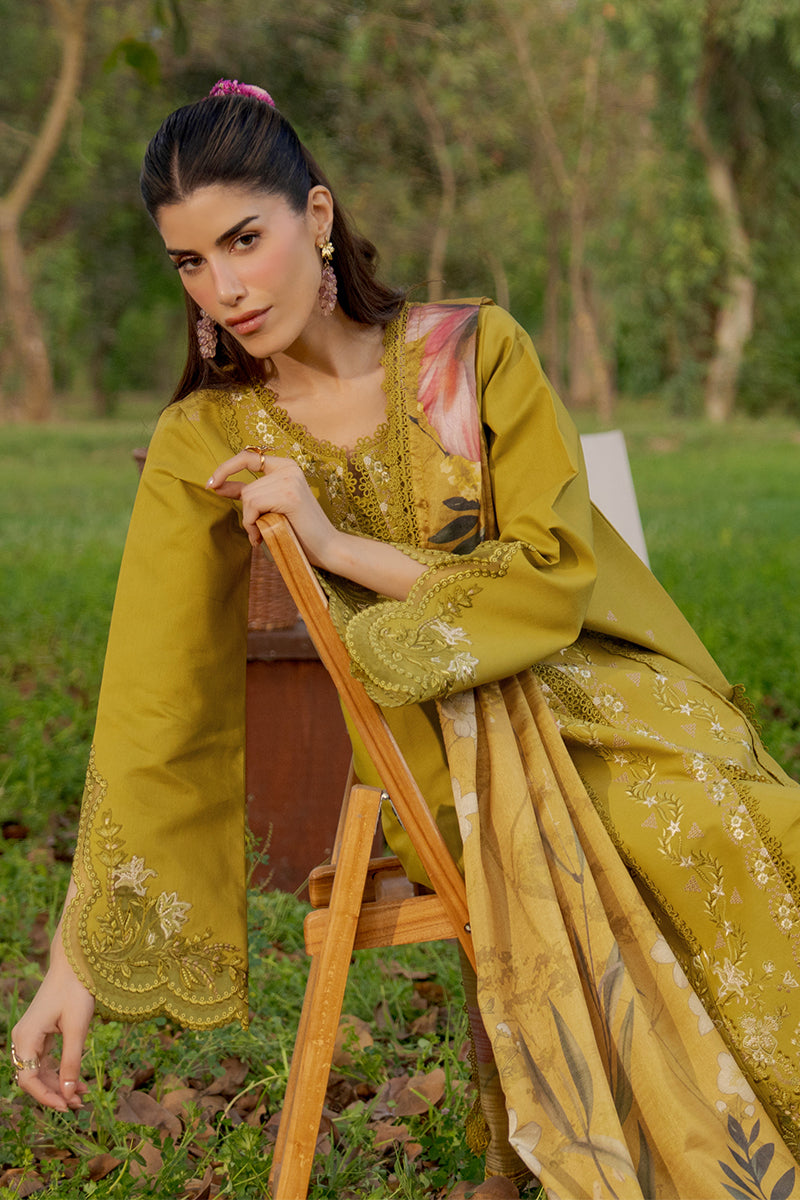 RANG RASIYA LUXURY WINTER EMBROIDERED 3 PC SUIT WITH SOFT DUPPATA