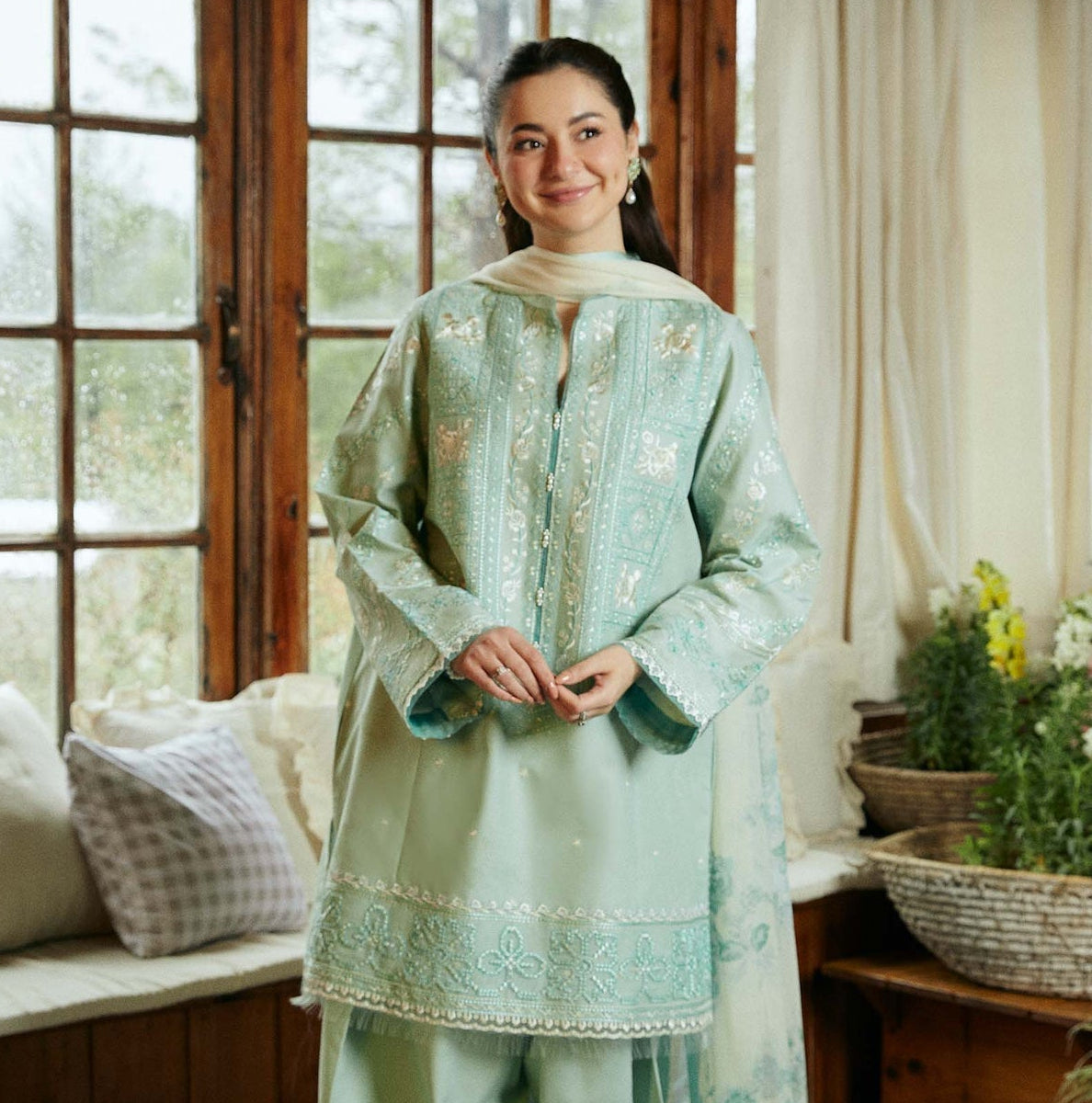 ZARA SHAH JHAN EMBROIDERED 3 PC LAWN MOST DECENT