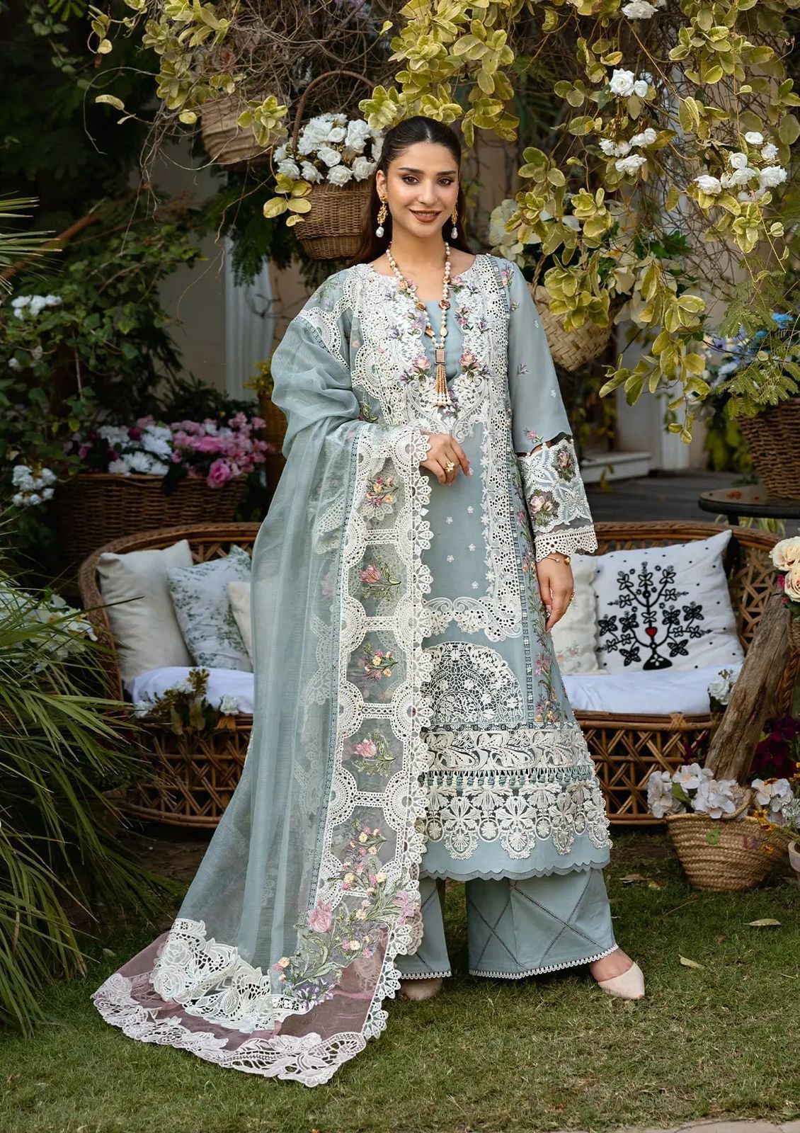 ELAF LUXURY LAWN 3 PC WITH CUTWORK READY EMBROIDERED DUAPPTA