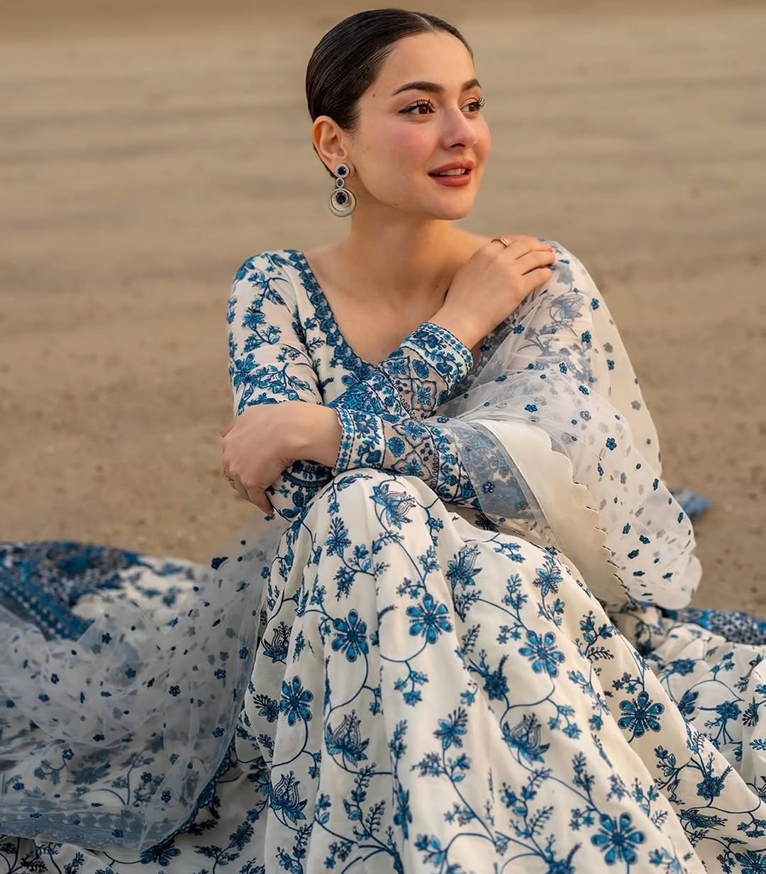 FAIZA SAQLAIN LAWN FROCK 3 PC WITH HEAVY FLAIR AND EMBROIDERED DUPATTA