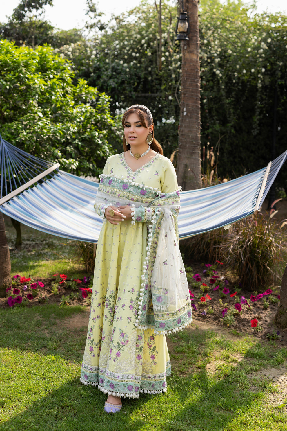 ANEELAS LAWN LUXURY EMBROIDERED FROCK WITH EMBROIDERED DUAPPTA