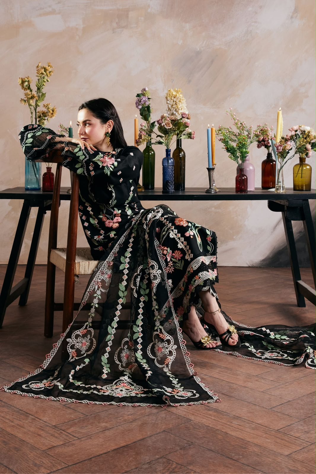MARYAM HUSSAIN WINTER LUXURY EMBROIDERED 3 PC SUIT WITH EMBROIDERED SHAWL