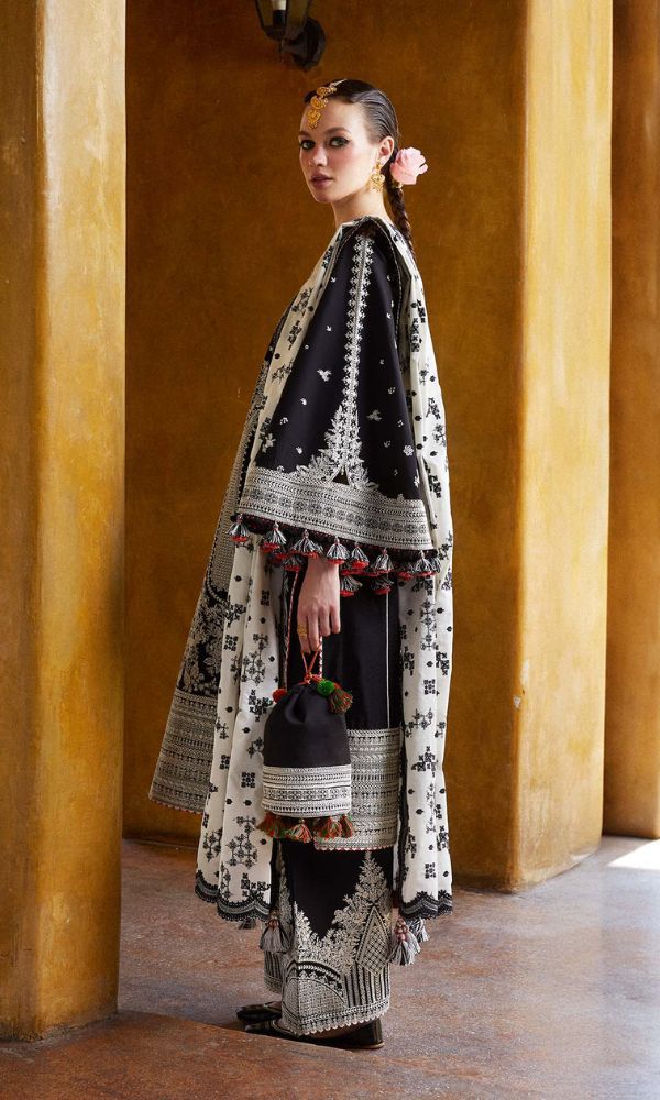 HUSSAIN REHAR LAWN HEAVEY EMBROIDERED 3 PC WITH EMBROIDERED BACK