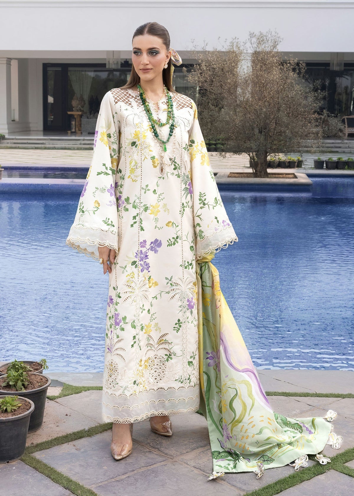 CRIMSON LUXURY LAWN EMBROIDERED 3 PC WITH SOFT DUPATTA