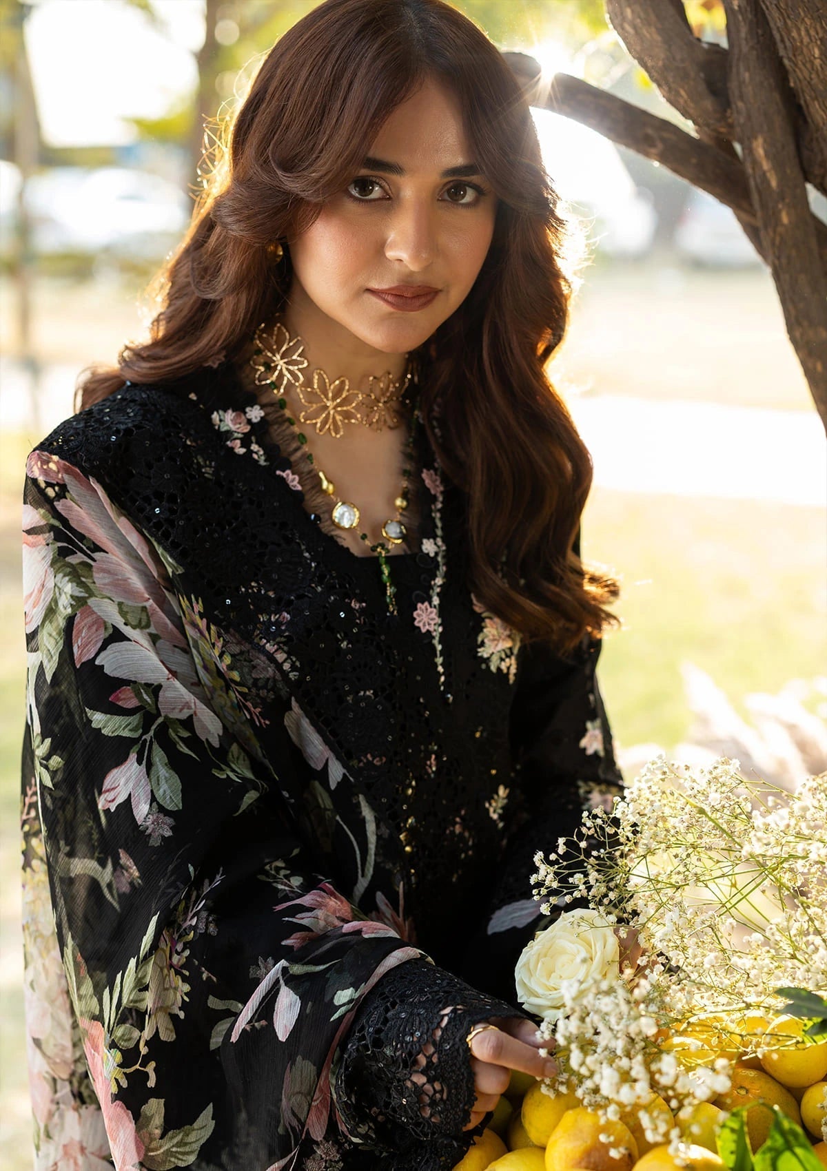 ELAF LUXURY LAWN EMBROIDERED 3 PC WITH EMBROIDERED DUPATTA