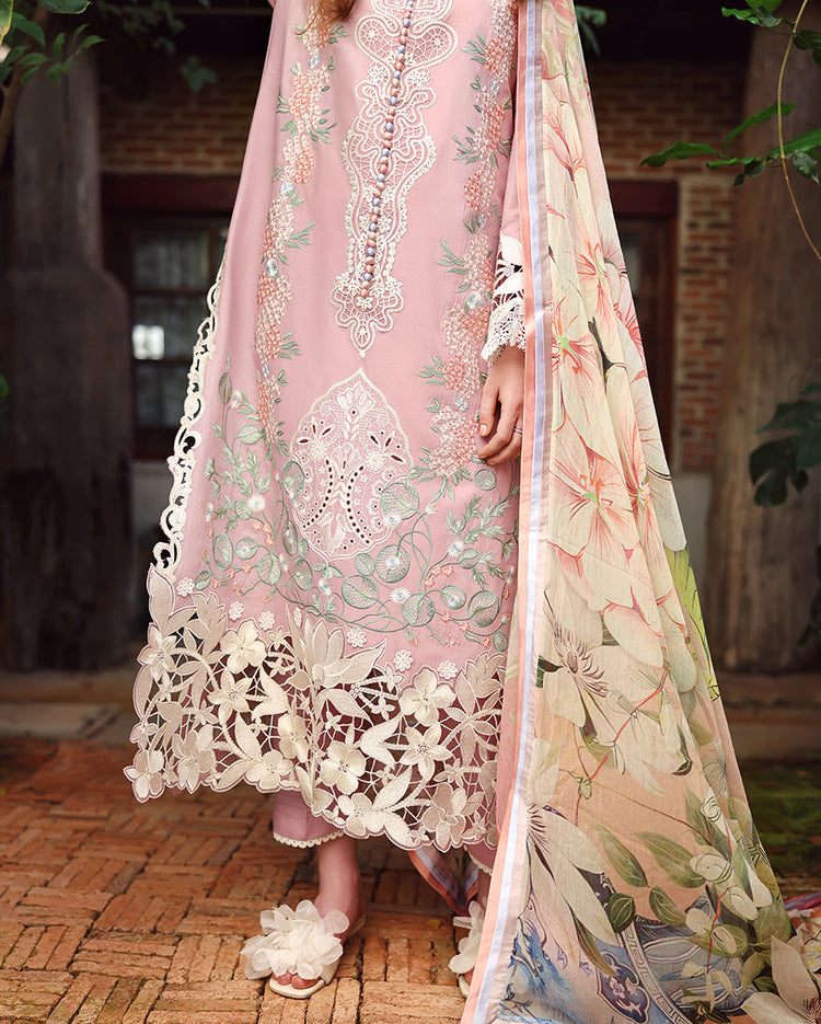 MUSHQ LUXURY LAWN EMBROIDERED 3 PC WITH