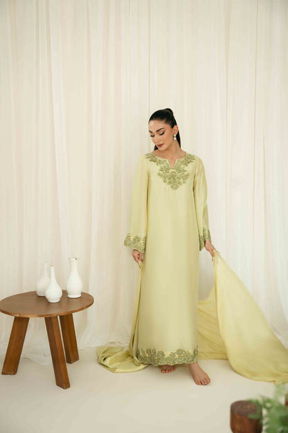 KAIDA RAW SILK 3 PC EMBROIDERED SUIT WITH SOFT SILK DUPPTA