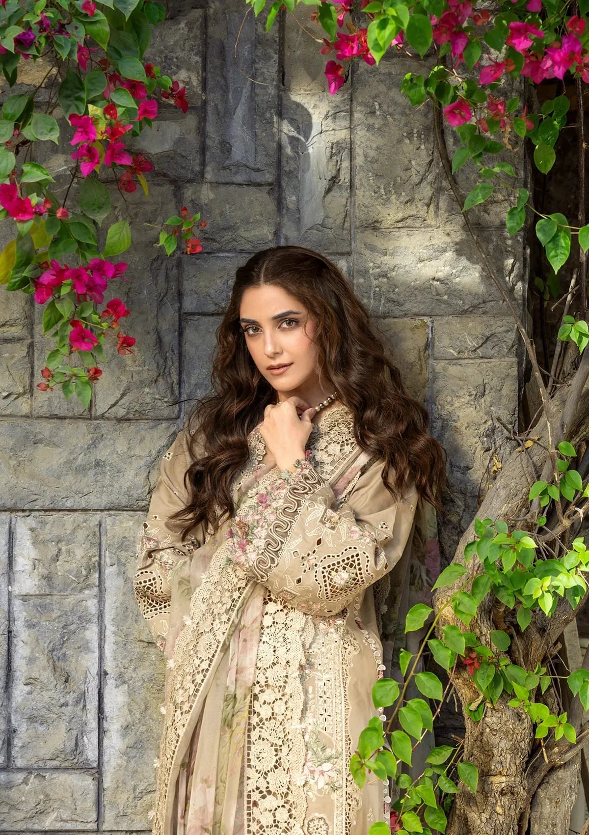 ELAF LUXURY LAWN EMBROIDERED 3 PC WITH EMBROIDERED DUPATTA
