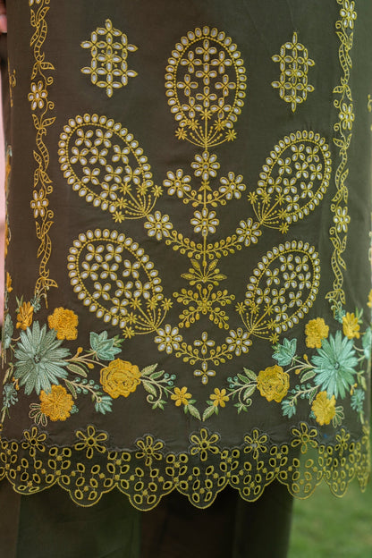 BATIK LAWN EMBROIDERED 3 PC WITH SOFT PREMIUM DUPPATA