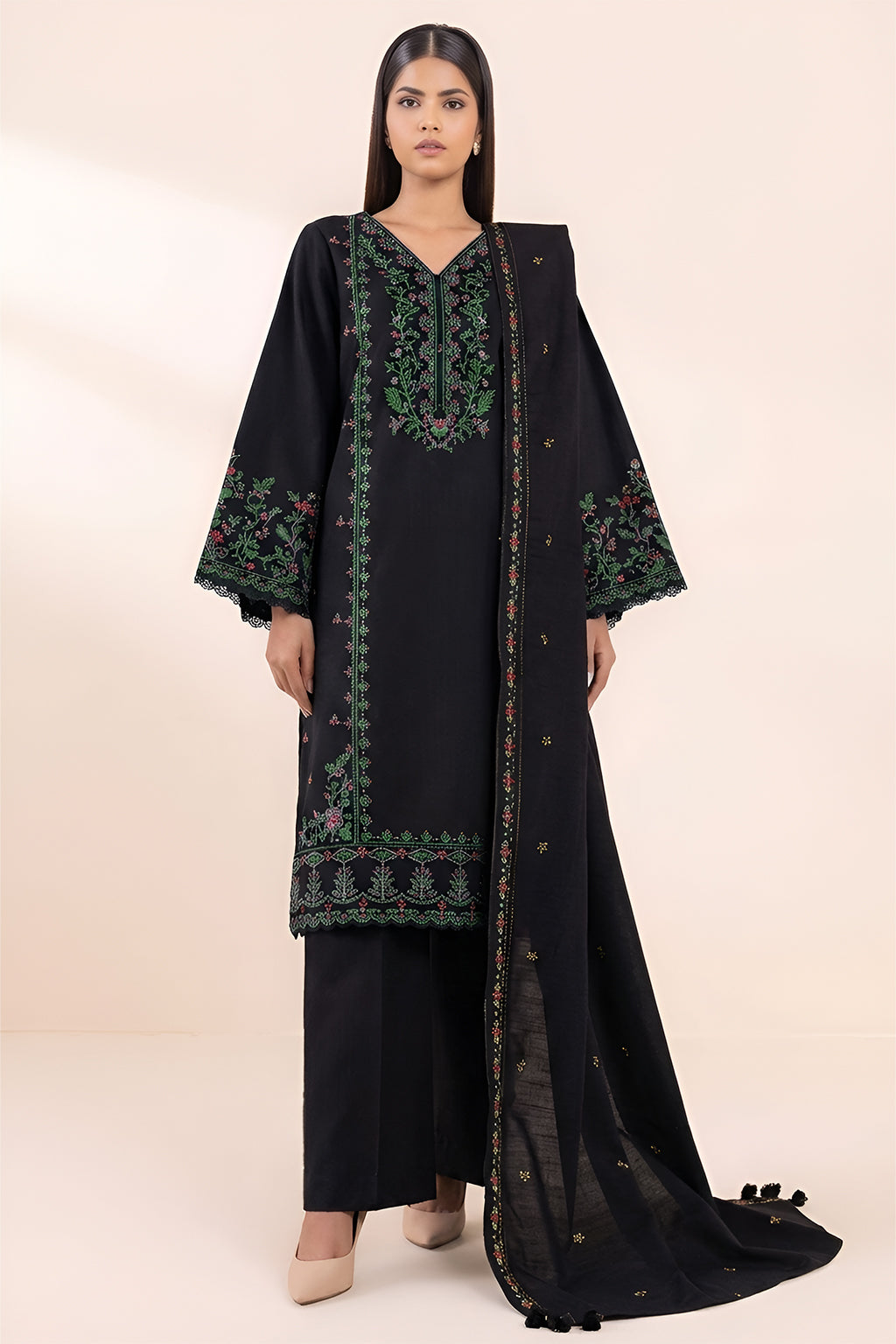 SAPPHIRE LAWN EMBROIDERED 3 PC WITH EMBROIDERED DUPPATA