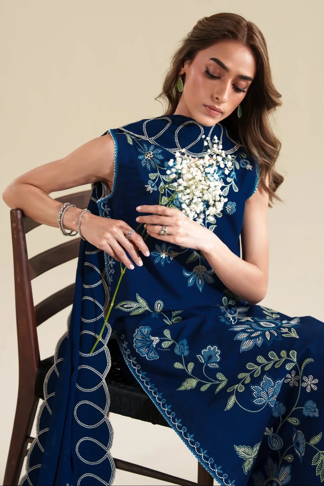 ZAIB LUXURY EMBROIDERED 3 PC WINTER SUIT WITH EMBROIDERED SHAWL