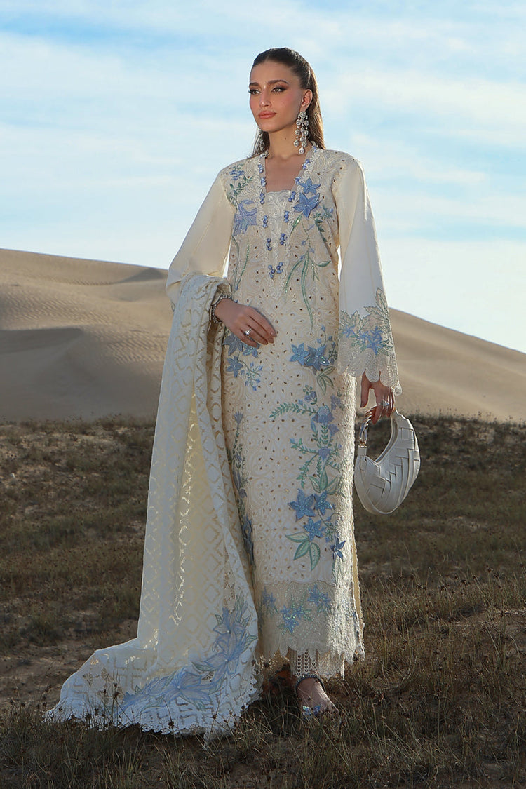 RANG RASIYA PREMIUM WINTER EMBROIDERED 3 PC SUIT WITH EMBROIDERED SHAWL