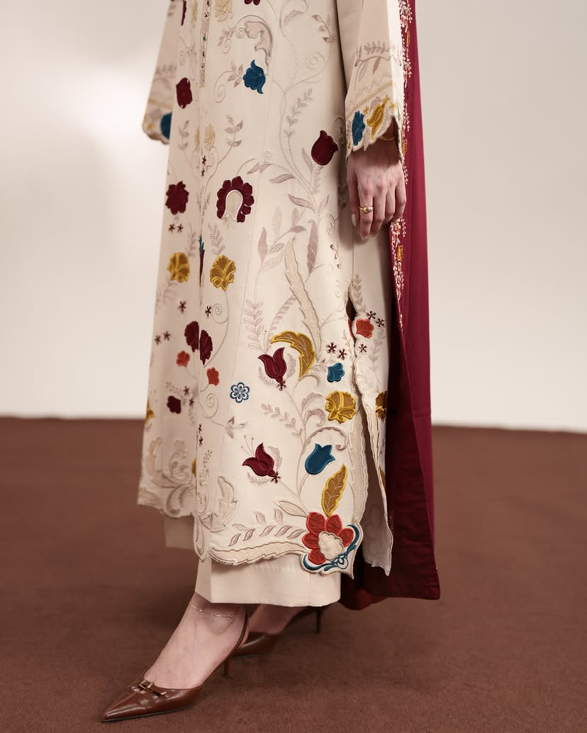 ZAIB PREMIUM WINTER EMBROIDERED 3 PC SUIT WITH EMBROIDERED SHAWL