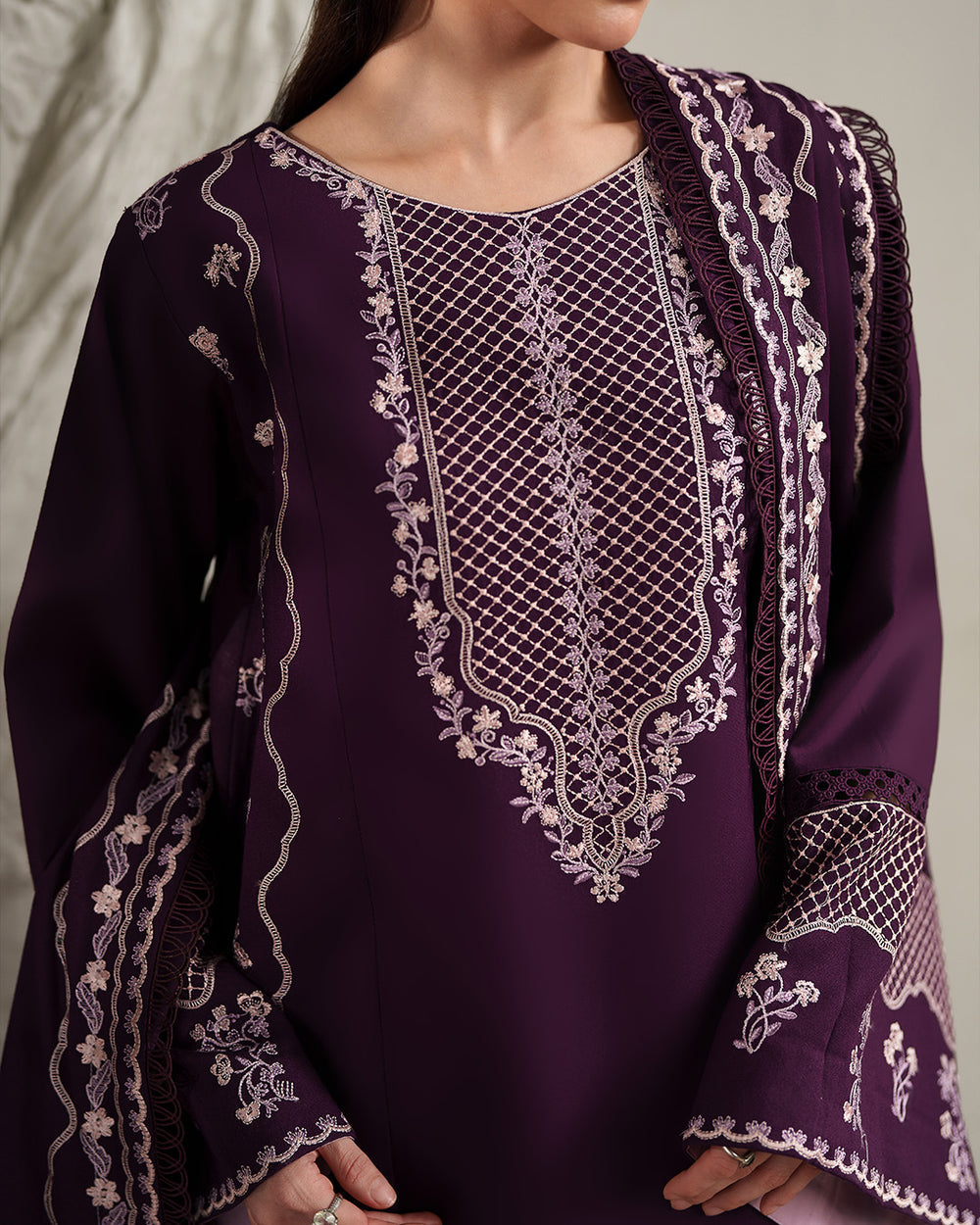 BATIK WINTER EMBROIDERED 3 PC SUIT WITH LUXURY EMBROIDERED SHAWL