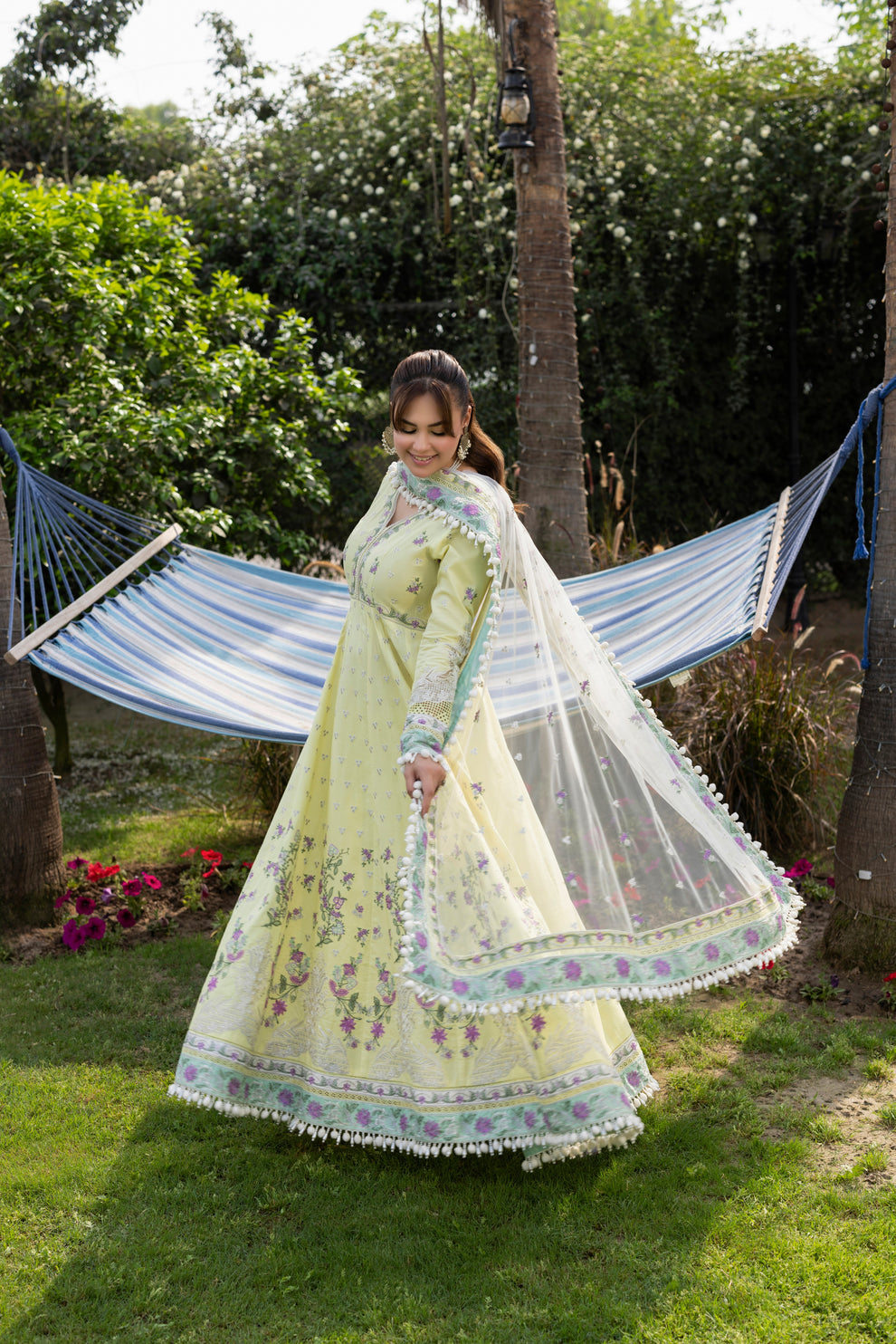 ANEELAS LAWN LUXURY EMBROIDERED FROCK WITH EMBROIDERED DUAPPTA