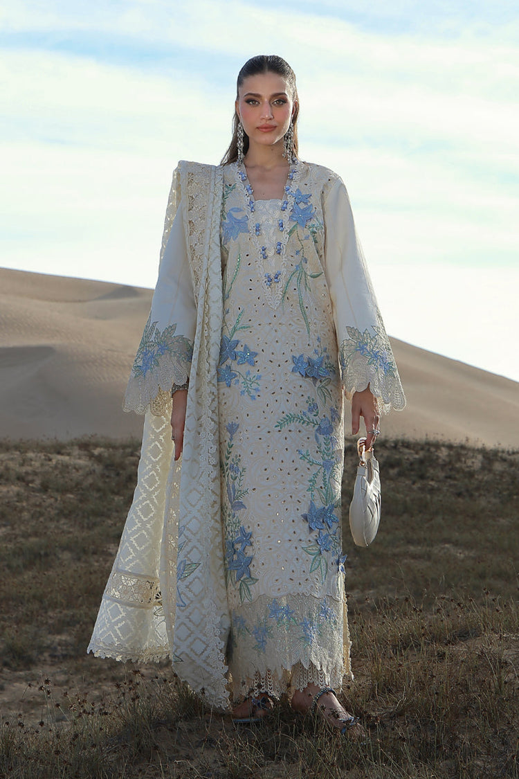 RANG RASIYA PREMIUM WINTER EMBROIDERED 3 PC SUIT WITH EMBROIDERED SHAWL