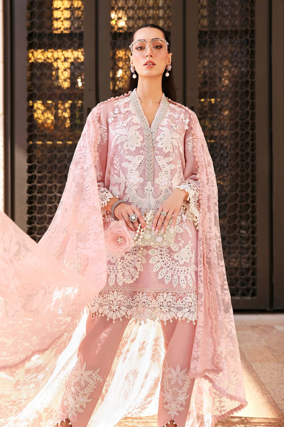 MARIA B LUXURY LAWN EMBROIDERED 3 PC WITH VOIL LAWN EMBROIDERED DUPPATA