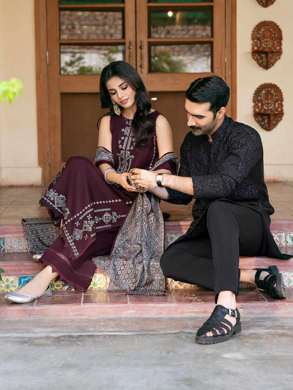 IZEL WINTER EMBROIDERED 3 PC SUIT WITH SOFT SHAWL