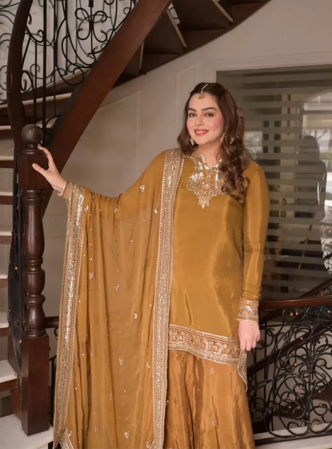 ANEELAS FANCY 3 PC EMBROIDERD SUIT WITH READY EMBROIDERED 4 SIDE DUPPATA