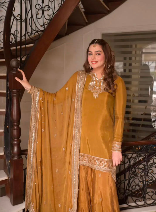 ANEELAS FANCY 3 PC EMBROIDERD SUIT WITH READY EMBROIDERED 4 SIDE DUPPATA