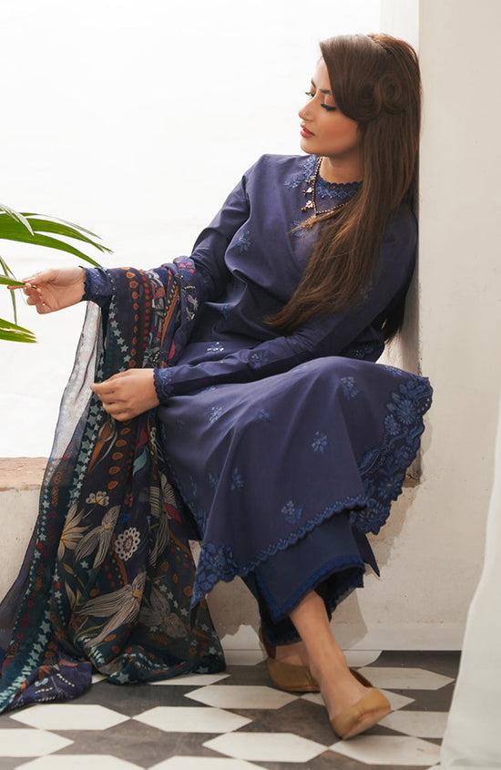 SERAN WINTER EMBROIDERED 3 PC SUIT WITH SOFT DUPPATA