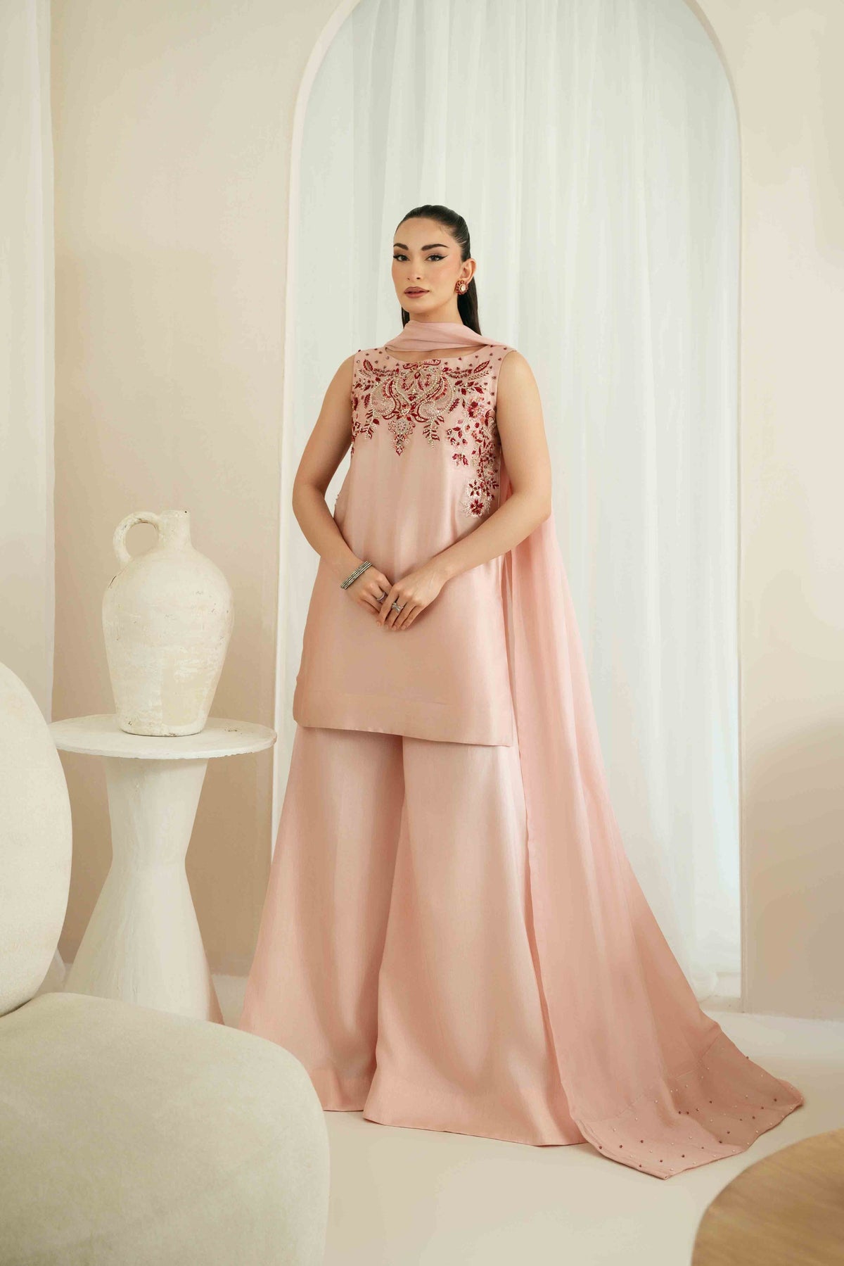 KAIDA RAW SILK 3 PC EMBROIDERED SUIT WITH SOFT SILK DUPPTA