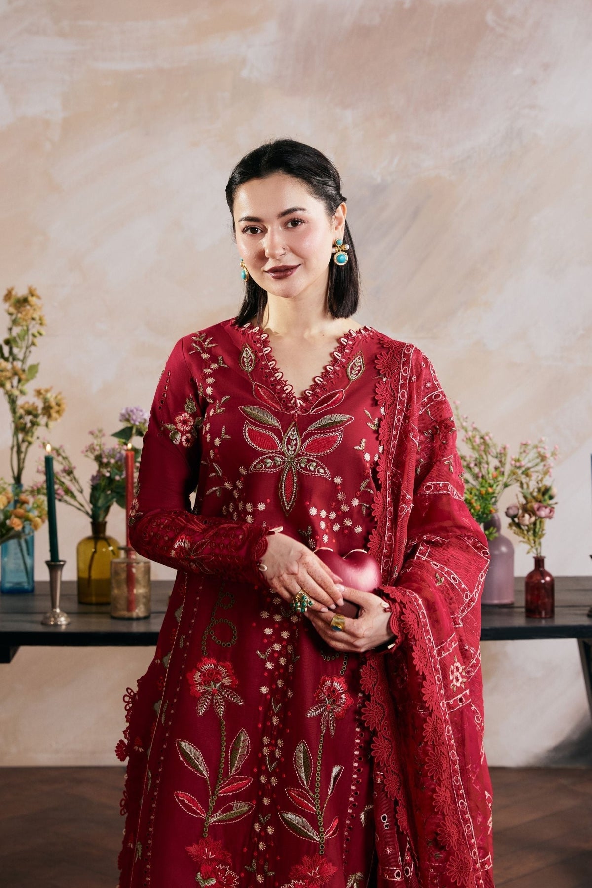 MARYAM HUSSAIN LAWN LUXURY EMBROIDERED 3 PC WITH EMBROIDERED DUPPATA