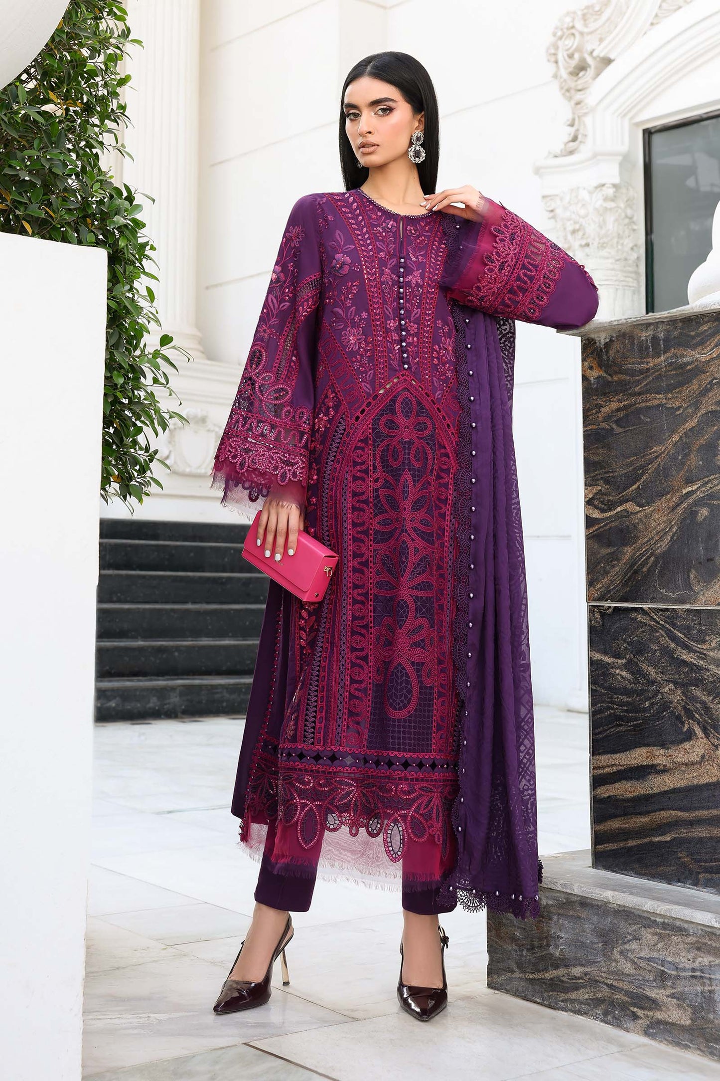 MARIA B LUXURY LAWN EMBROIDERED 3 PC WITH EMBROIDERED DUPPATA