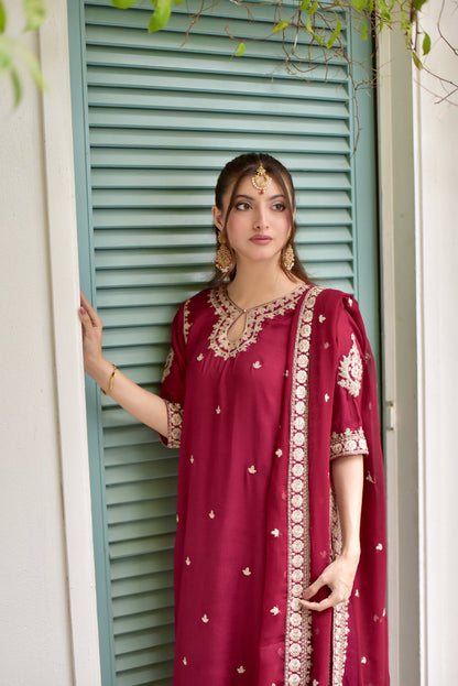 ASIM JOFA PREMIUM CHIFFON EMBROIDERED 3 PC SUIT WITH READY EMBROIDERED DUPPATA