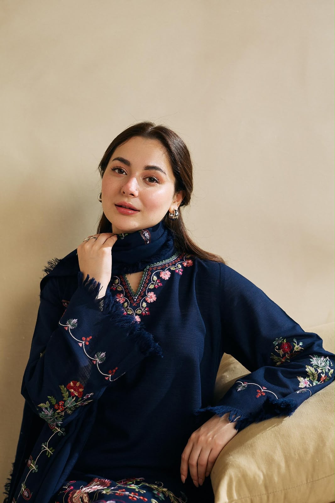 ZARA SHAH JHAN PREMIUM WINTER EMBROIDERED 3 PC SUIT WITH EMBROIDERED SHAWL