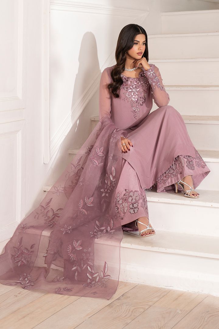IZNIK CHIFFON EMBROIDERED 3 PC SUIT WITH EMBROIDERED DUPPATA