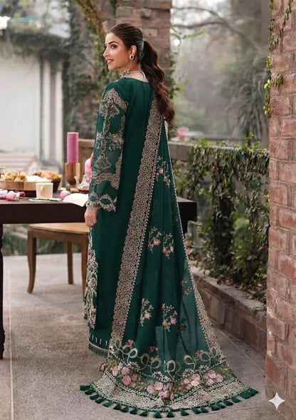 (BOTTLE GREEN) MARIA B 3 PC LAWN EMBROIDERED WITH EMBROIDERED DUAPPTA