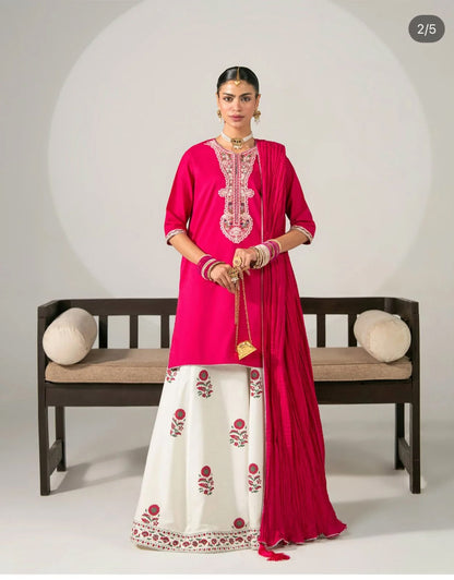 ZARA SHAH JHAN WINTER EMBROIDERED 2PC WITH EMBROIDERED TROUSER