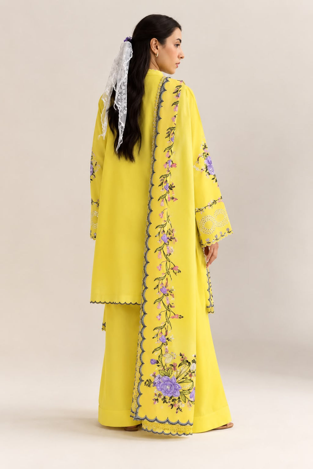 ZARA SHAH JHAN WINTER EMBROIDERED 3 PC SUIT WITH SOFT SHAWL