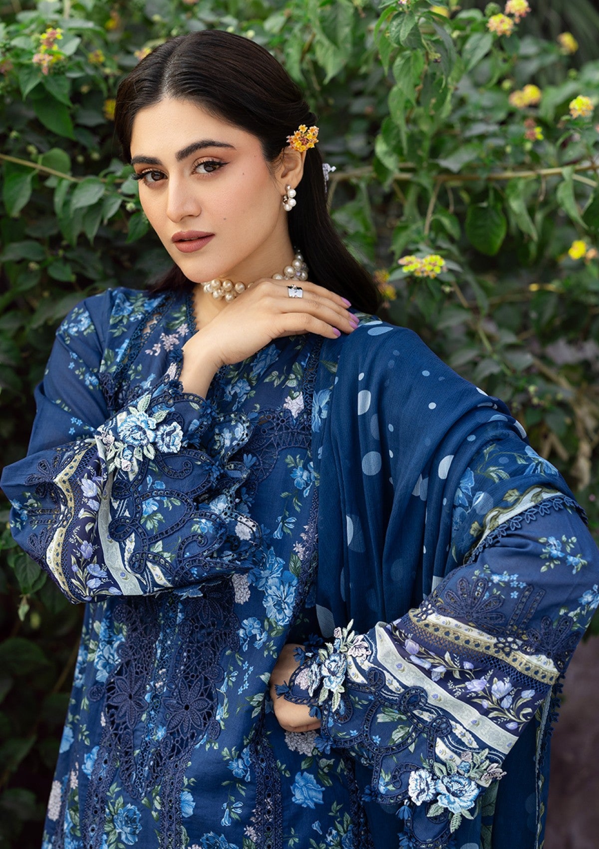 ELAF LUXURY LAWN EMBROIDERED 3 PC WITH SOFT LAWN DUPPATA