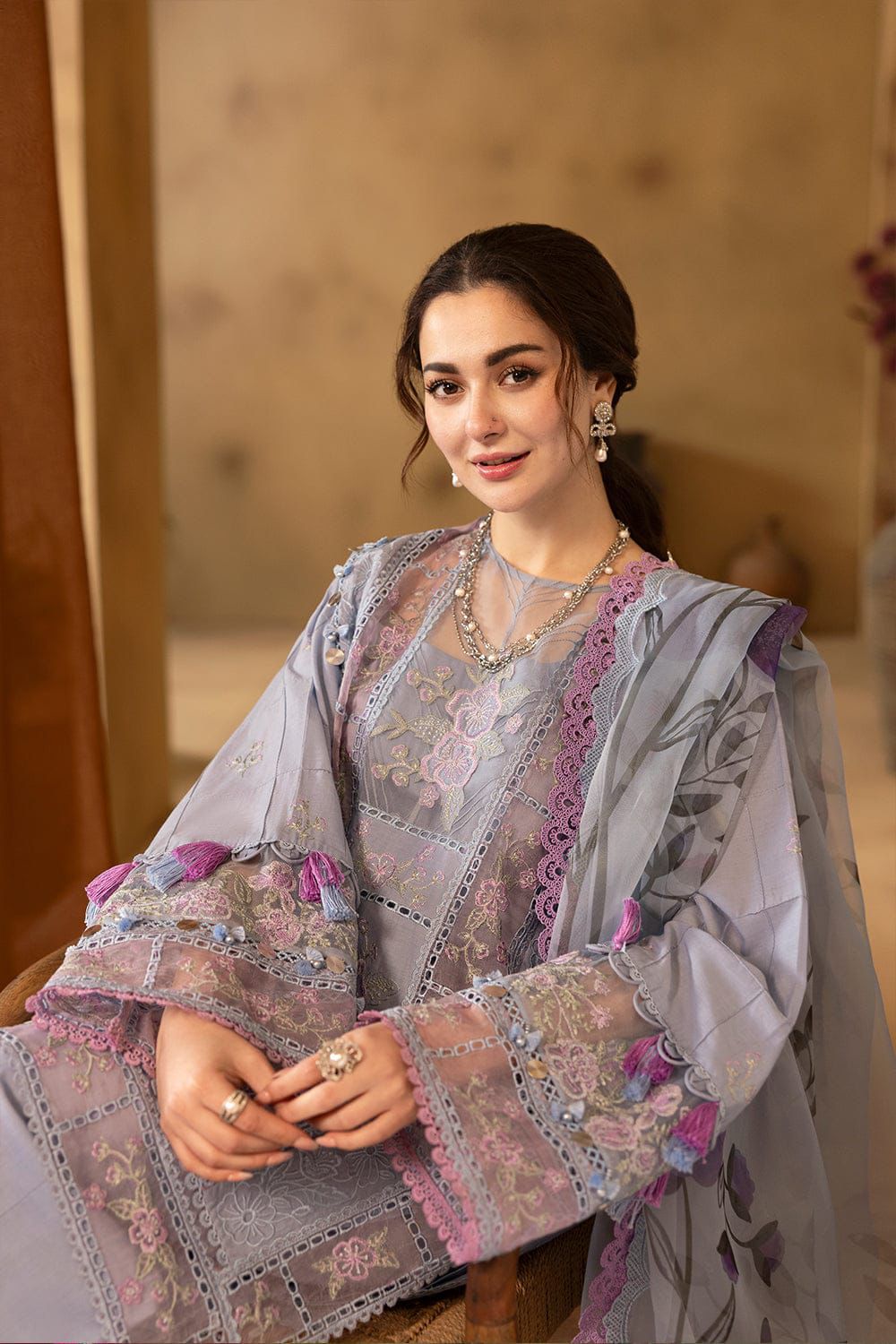 GARNET LAWN 3 PC EMBROIDERD MOST ELEGANT DESIGN