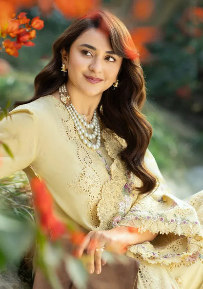 ELAF LUXURY WINTER EMBROIDERED 3 PC SUIT WITH EMBROIDERED SHAWL
